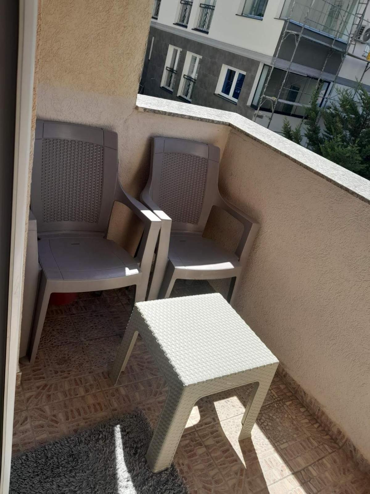 Gray Apartament 2 プリシュティナ エクステリア 写真